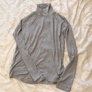 Gap Gray Turtleneck